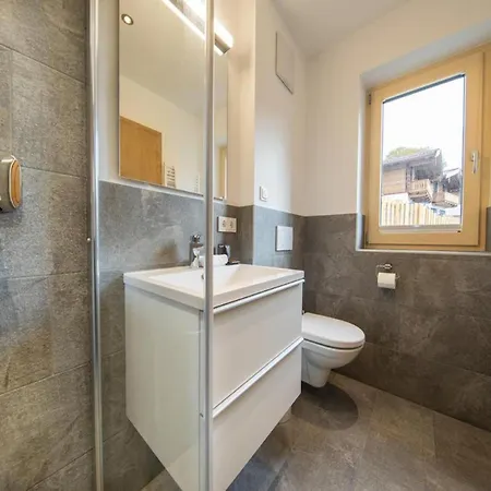 Stylish Alpine With Carport Neukirchen am Großvenediger