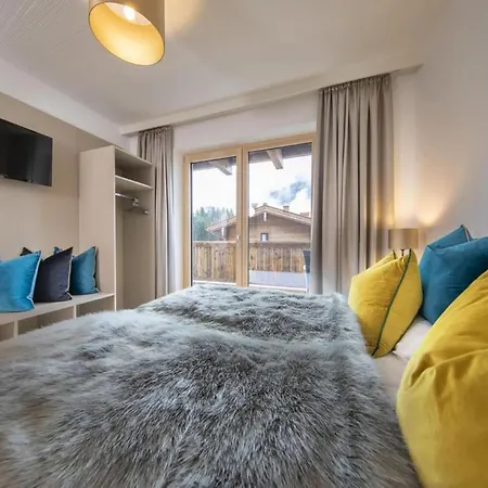 Stylish Alpine With Carport * Neukirchen am Großvenediger