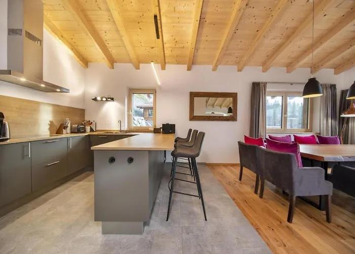 Chalet Stylish Alpine With Carport *