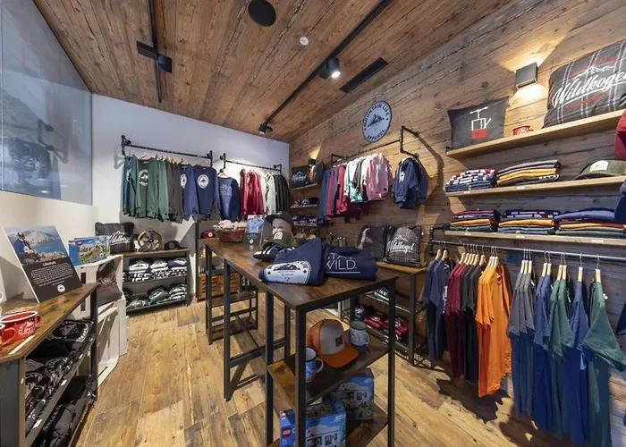 Stylish Alpine With Carport *