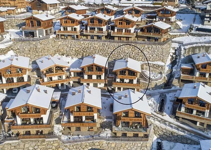 Stylish Alpine With Carport Chalet Neukirchen am Großvenediger