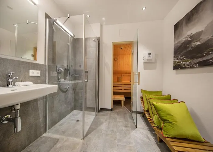 Stylish Alpine With Carport *